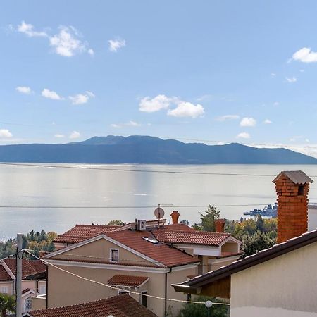 Apartment Mara Opatija With Rooftop Swimming Pool Ičići Exterior foto